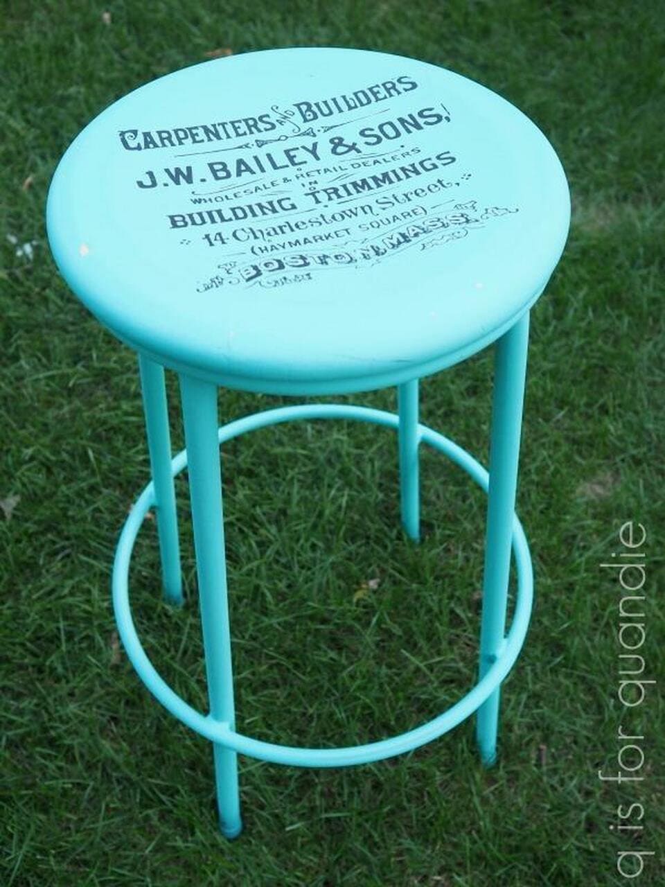 The Gulf 16oz and 32oz | Chalk Mineral Paint | Dixie Belle Paint Company | 16oz and 32oz