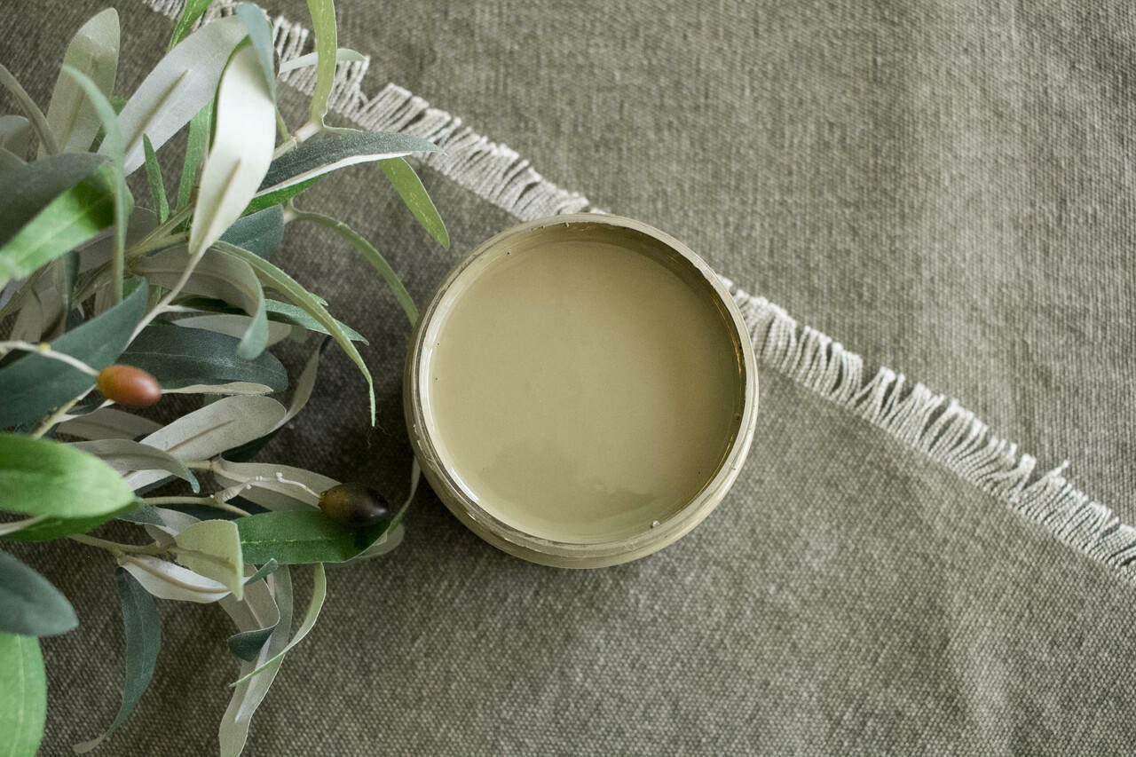 Hampton Olive 4oz | Silk All-In-One Paint | Dixie Belle Paint Company | 4oz