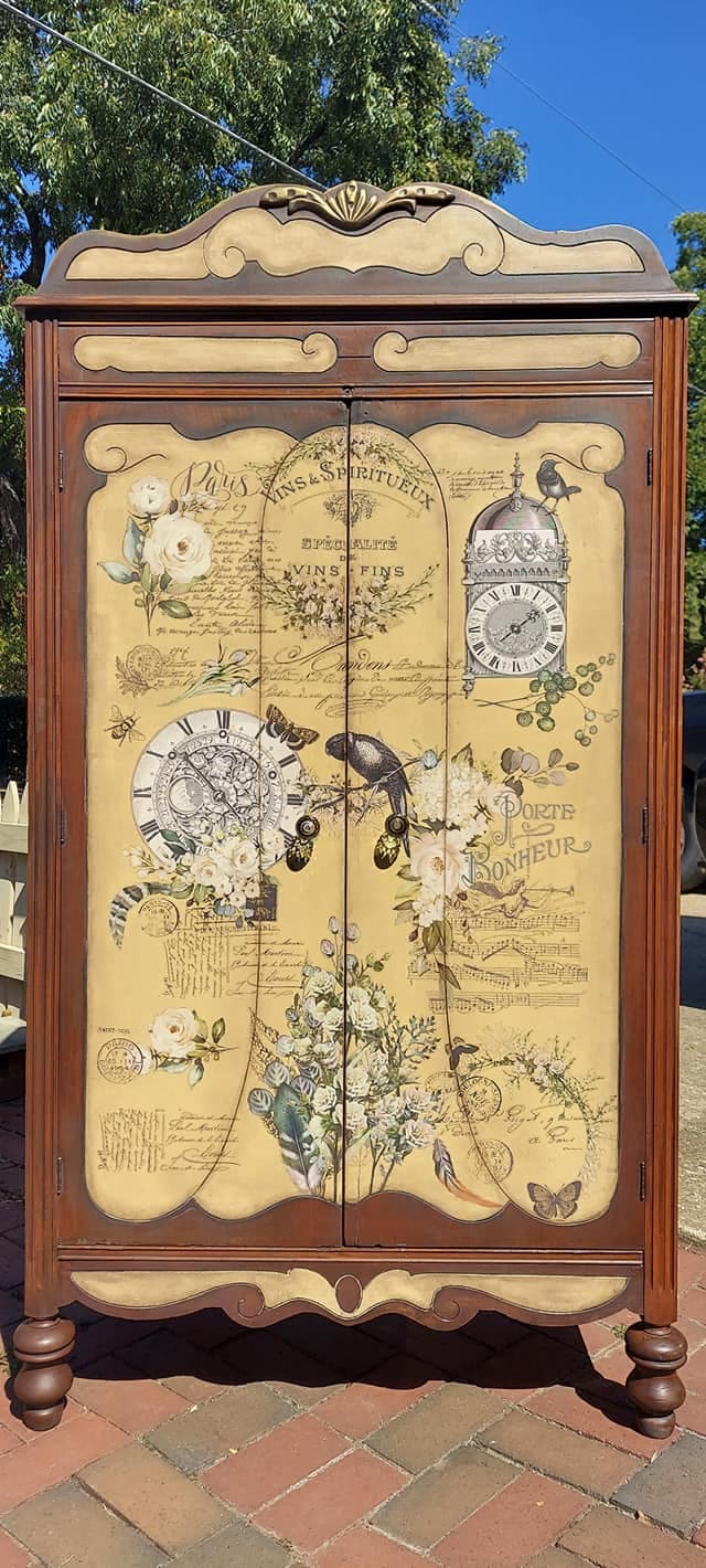 LHorloge | Rub On Furniture Transfers | Hokus Pokus | Furniture Decals | 35" X 23"