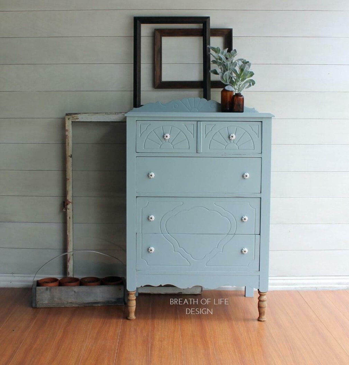 Savannah Mist 16oz and 32oz | Chalk Mineral Paint | Dixie Belle Paint Company | 16oz and 32oz