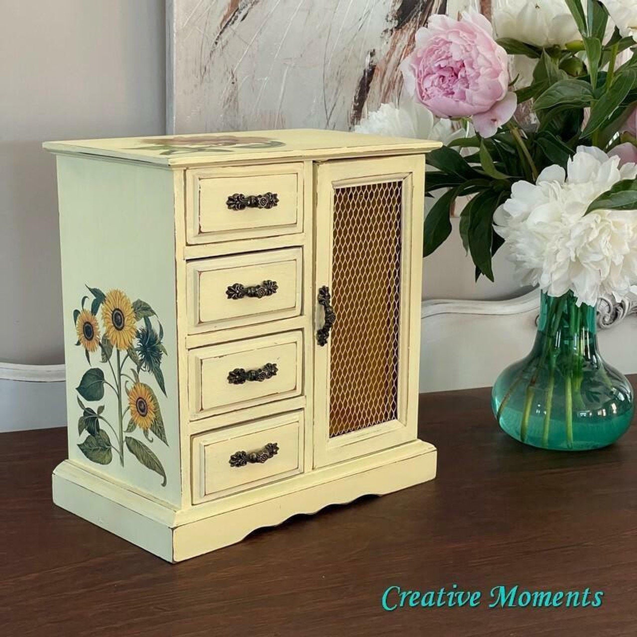 Lemonade 4oz | Chalk Mineral Paint | Dixie Belle Paint | Lemonade | Chalk Mineral Paint | 4oz