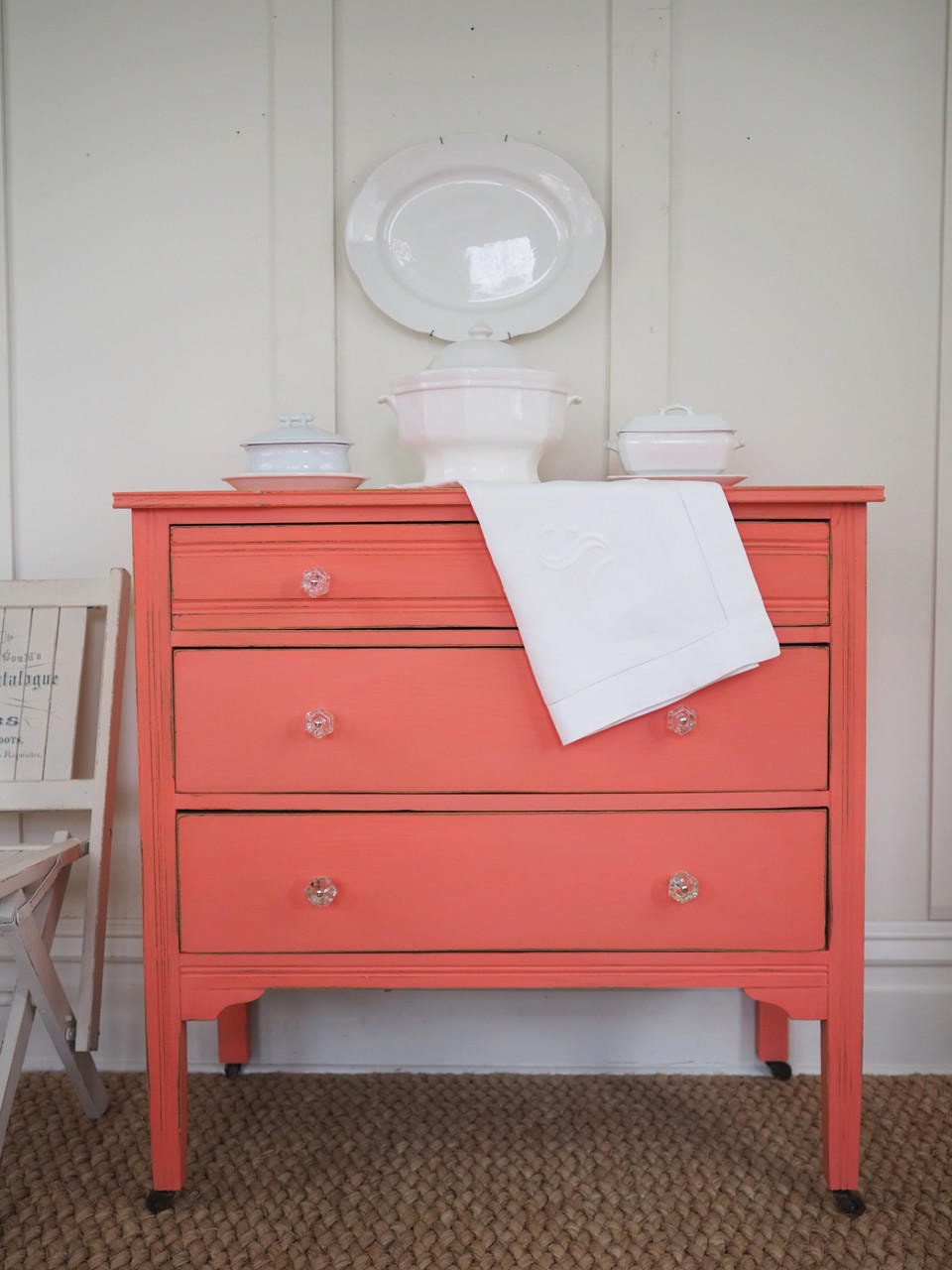 Flamingo 16oz and 32oz | Chalk Mineral Paint | Dixie Belle Paint Company | 16oz and 32oz