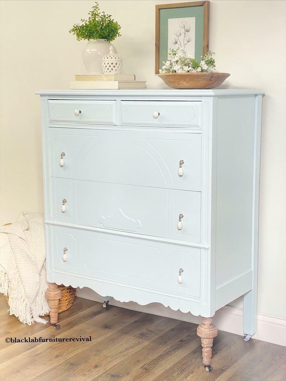 Haint Blue 16oz and 32oz | Dixie Belle Chalk Mineral Paint | No VOC | Chalk Paint for Furniture | Water Based Paint | 16oz and 32oz