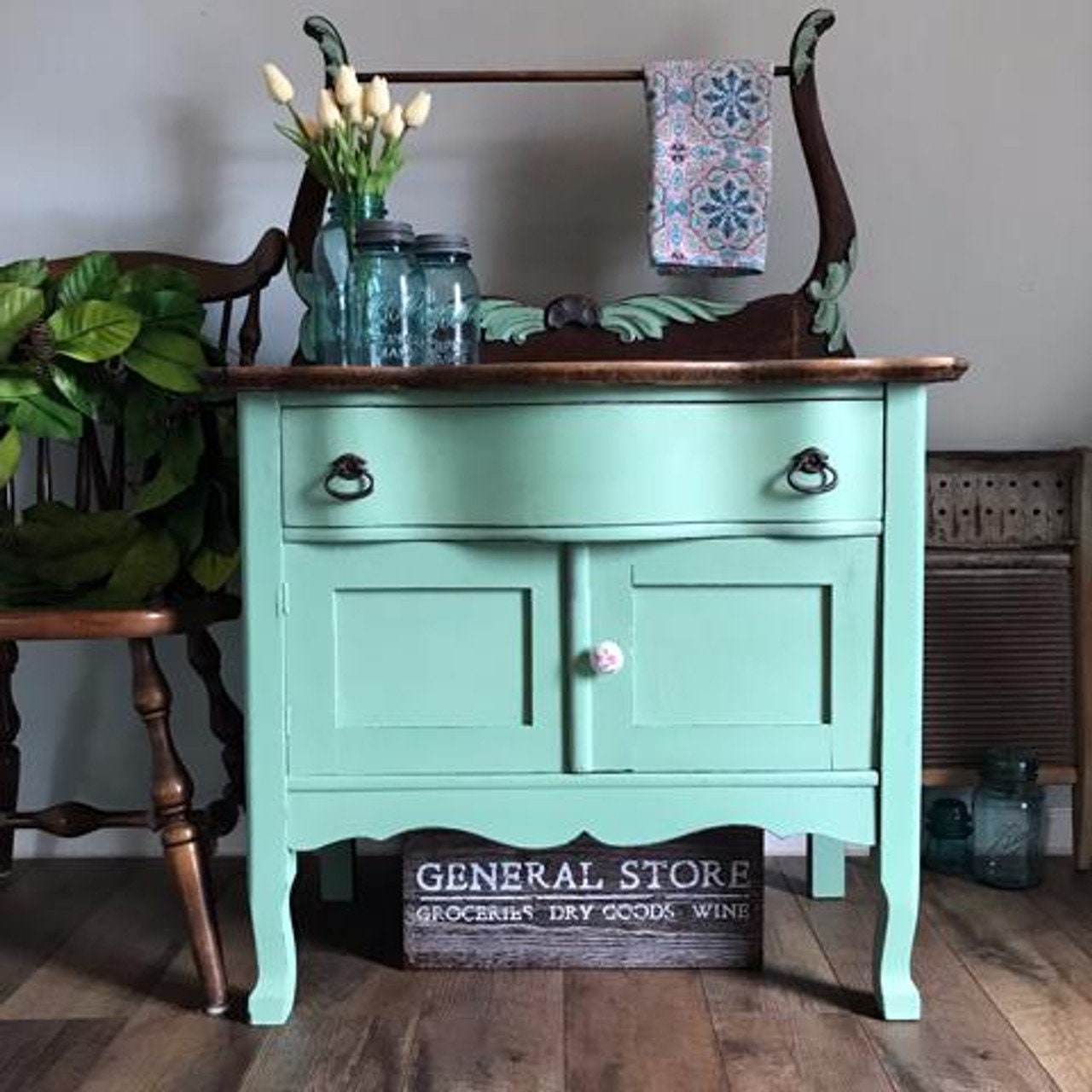 Mint Julep 4oz and 8oz | Dixie Belle Chalk Mineral Paint | No VOC | Chalk Paint for Furniture | Water Based Paint | 4oz and 8oz
