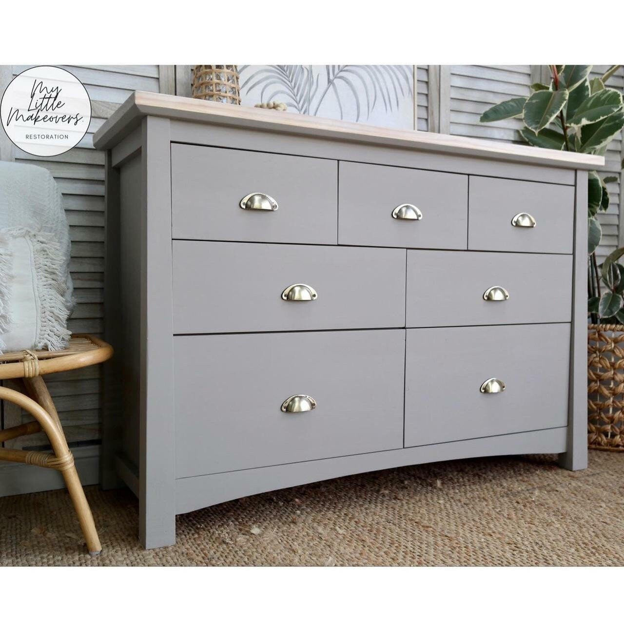 French Linen4oz and 8oz | Dixie Belle Chalk Mineral Paint | No VOC | Chalk Paint for Furniture | Water Based Paint | 4oz and 8oz