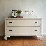 Drop Cloth 4oz and 8oz | Chalk Mineral Paint | Dixie Belle Paint Company | 4oz and 8oz