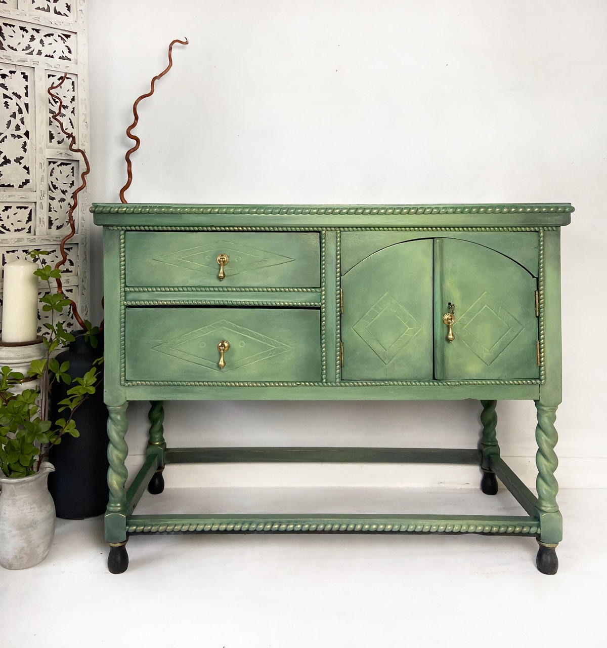 Limeade 4oz | Chalk Mineral Paint | Dixie Belle Paint Company | 4oz