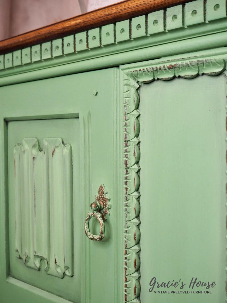 Farmhouse Green 16oz and 32oz |Chalk Mineral Paint | Dixie Belle Paint Company | 16oz and 32oz
