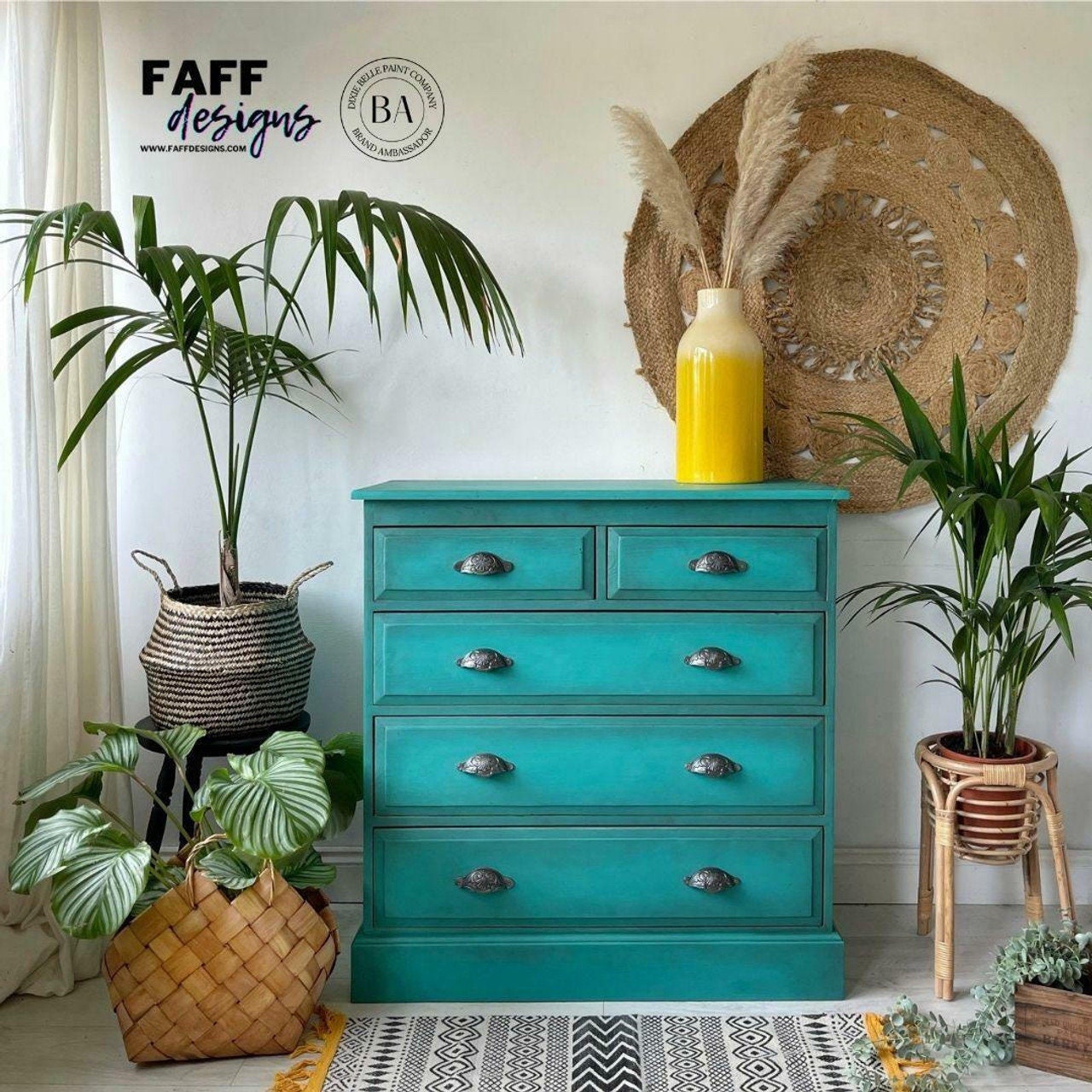 Mermaid Tail 16oz and 32oz | Dixie Belle Chalk Mineral Paint | No VOC | Chalk Paint for Furniture | Water Based Paint | 16oz and 32oz