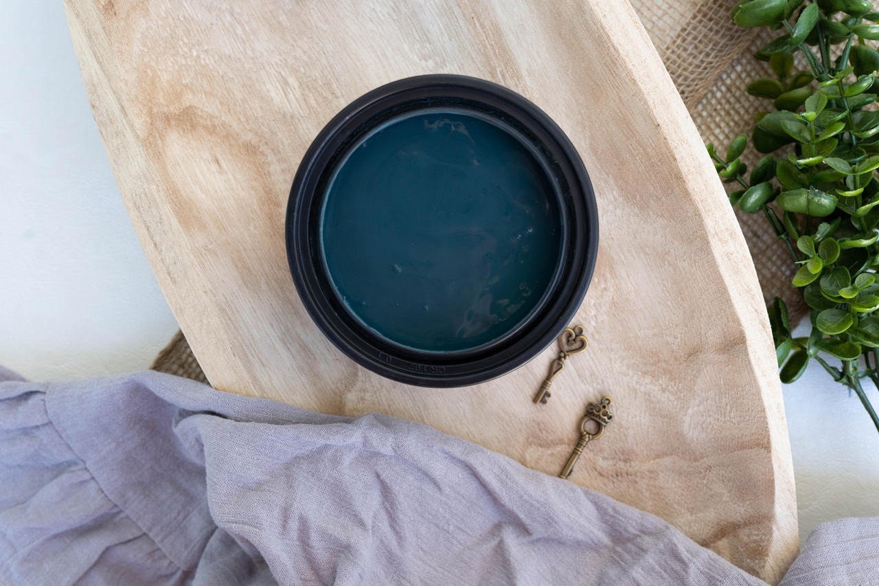 London Blue 4oz | Terra Clay Paint | Dixie Belle Paint | 4oz