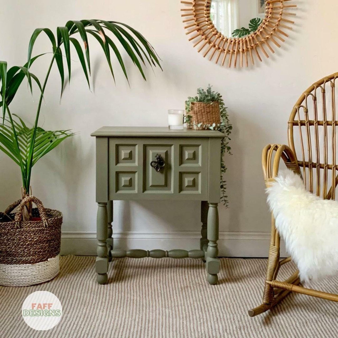 Spanish Moss 16oz and 32oz | Dixie Belle Chalk Mineral Paint | No VOC | Chalk Paint for Furniture | Water Based Paint | 16oz and 32oz