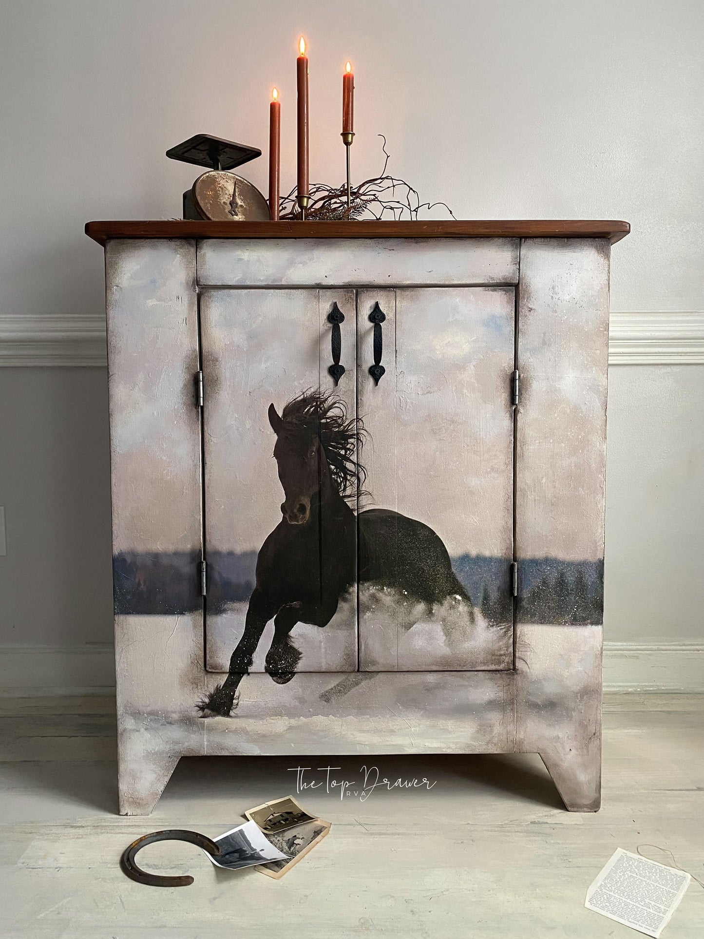 Winter Gallop | Rice Paper Decoupage | Dixie Belle Paint Company | Belles and Whistles | A1 | 23.39" x 33.11"