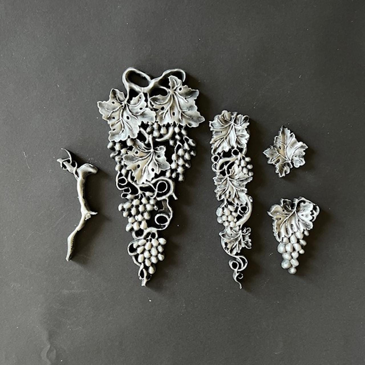 Grapes | Décor Mould | LaBlanche | Decorative Mold | 8" x 5"
