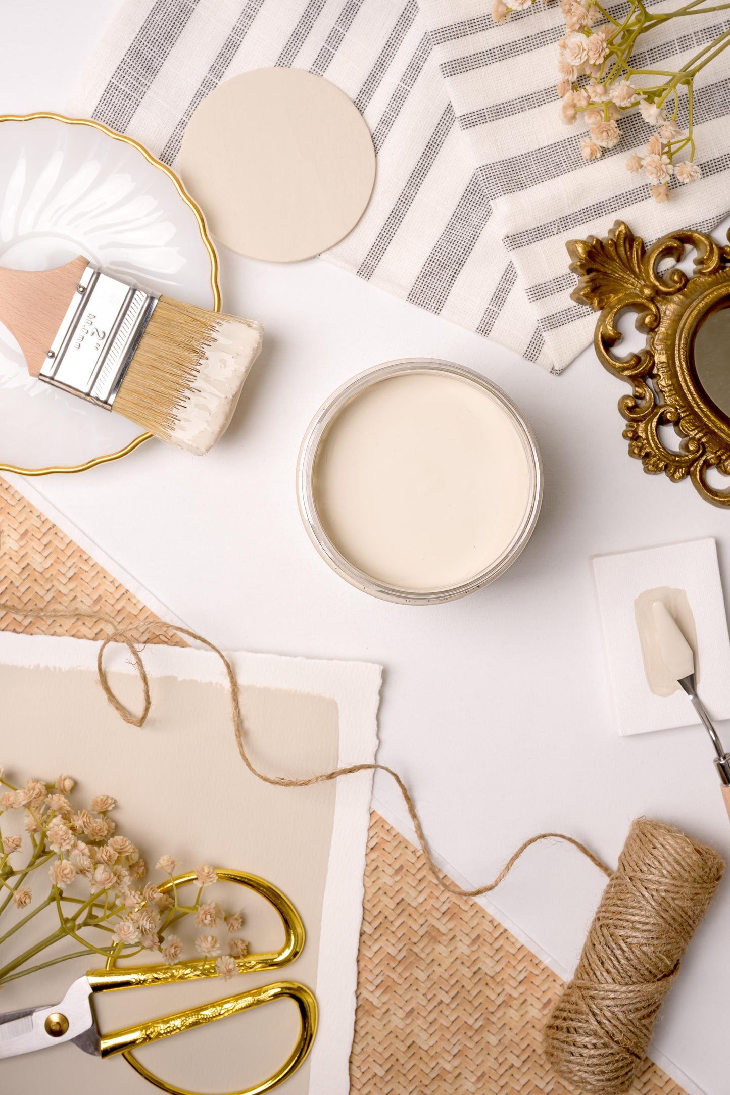 Ecru 4oz or 8oz | Southern Roots Collection | Dixie Belle Paint | No VOC | Chalk Mineral Paint for Furniture | Water Based Paint