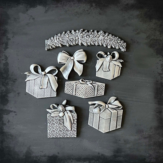 Gift Boxes | Décor Mould | LaBlanche | Christmas Mould | 8" x 5"