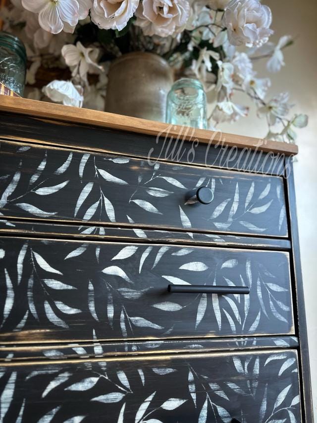 Leaf Me Alone | Large Stencil | Dixie Belle Paint | Belles and Whistles | 10mil